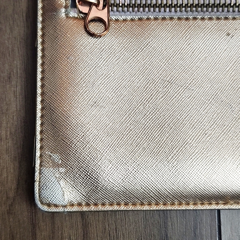 Free With Purchase, Flat Thin Gold Wallet, Clummm, 9"X5" - Picture 5 of 11